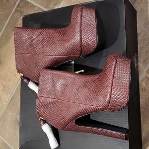 Colin Stuart Oxblood Heeled Booties